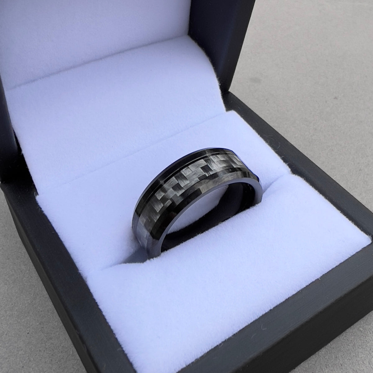 Echo 8mm Black Tungsten Carbide Wedding Ring with Grey Carbon Fiber Inlay